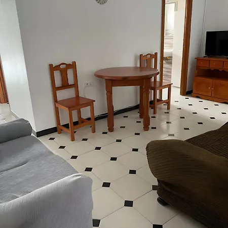 Centrico Ideal Parejas Apartman