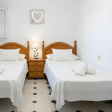 Centrico Ideal Parejas קוניל דה לה פרונטרה