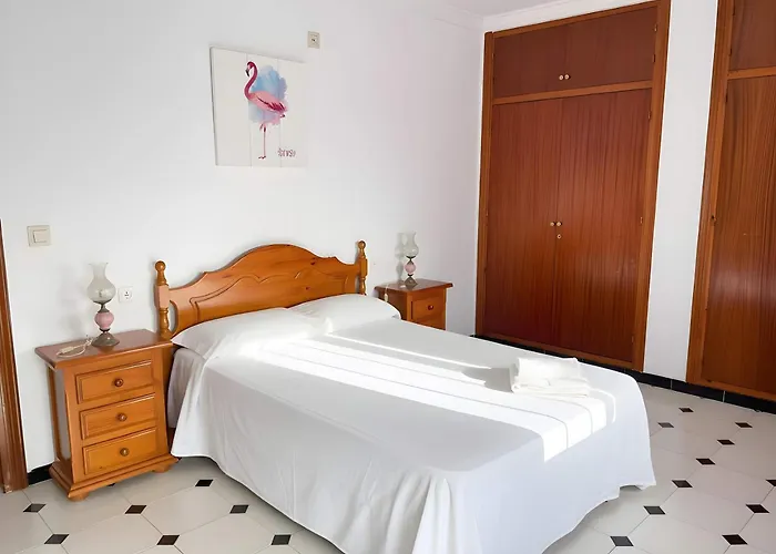 Centrico Ideal Parejas Apartman *